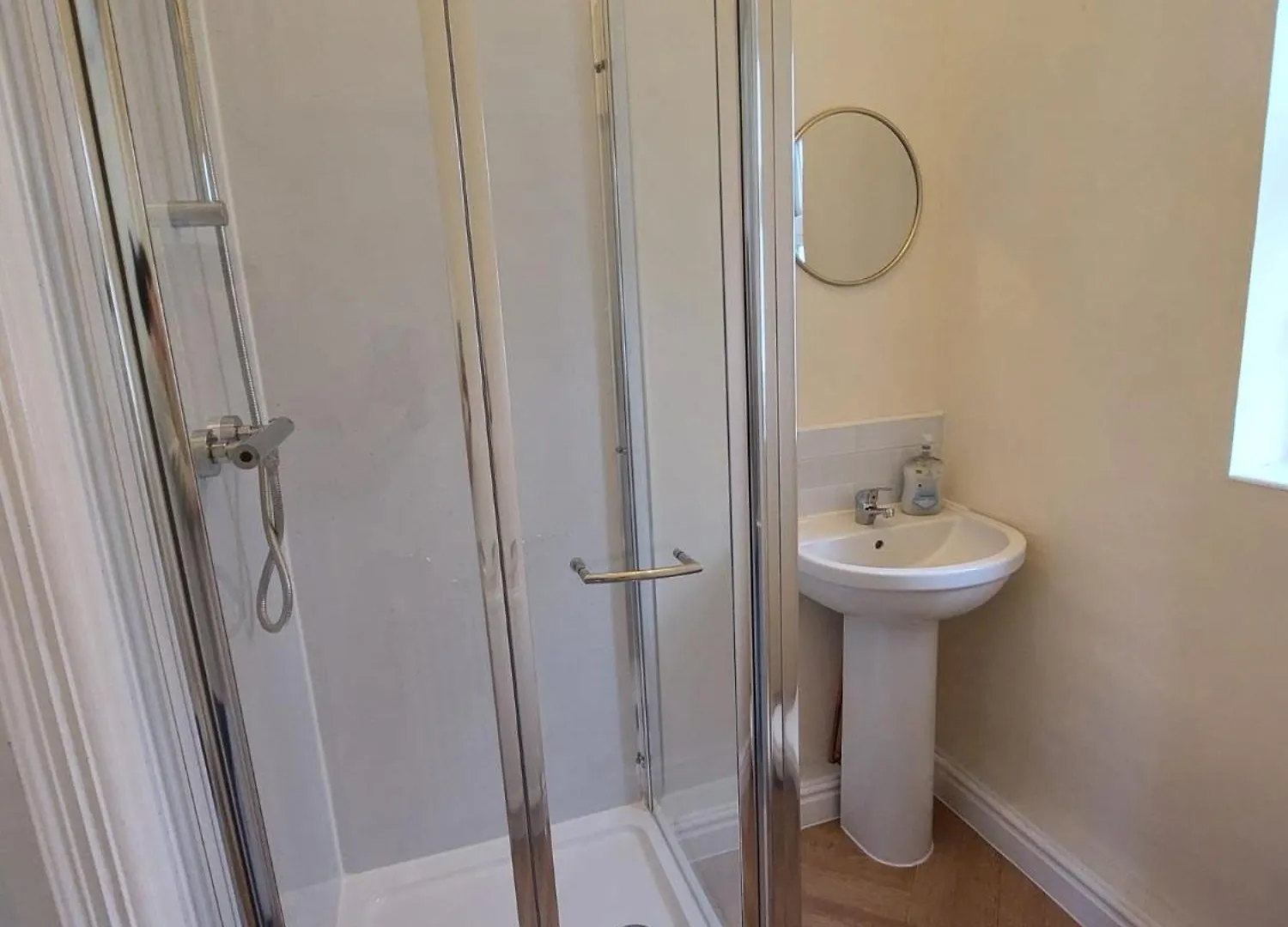 Guest house Self Check In Rooms Central Wakefield