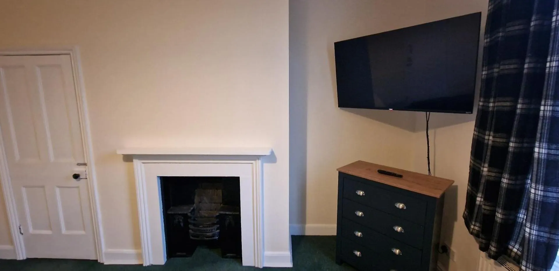 Guest house Self Check In Rooms Central Wakefield